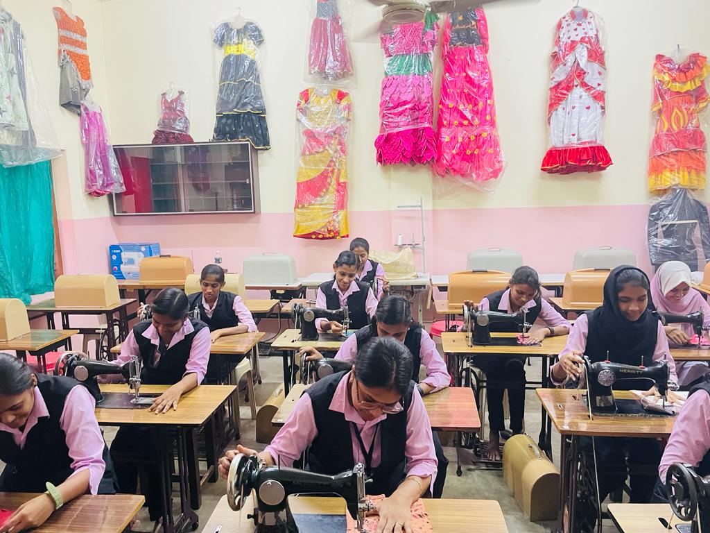 Fashion designing class, Palakkad